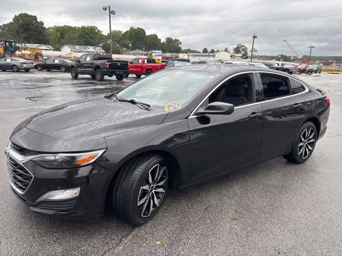 Used 2023 Chevrolet Malibu RS w/ Driver Confidence Package image 2