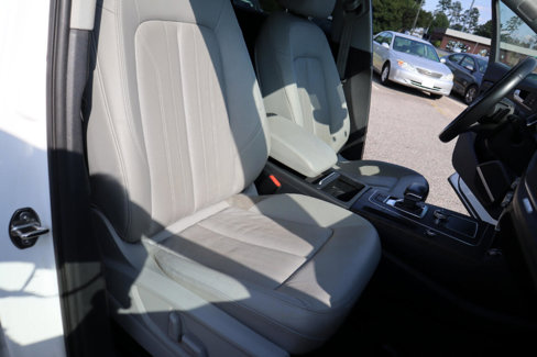 Used 2018 Audi Q5 Prestige w/ Prestige Package image 29
