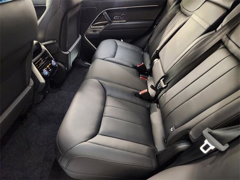 New 2025 Land Rover Range Rover SE image 28