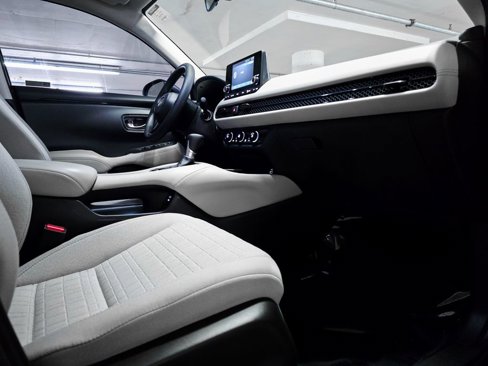 Certified 2024 Honda HR-V LX image 39