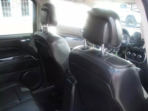 Used 2016 Jeep Compass High Altitude image 23