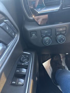 Used 2025 Chevrolet Silverado 1500 LT image 34