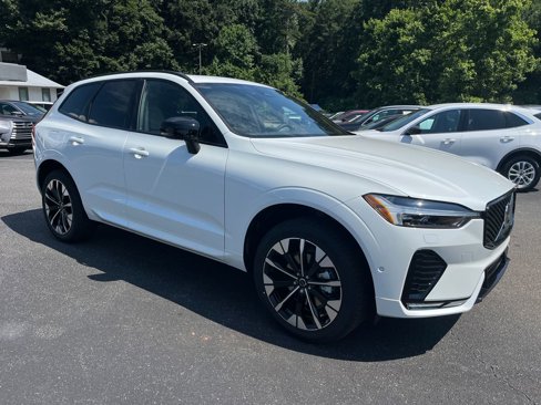 New 2026 Volvo XC60 B5 Plus image 9