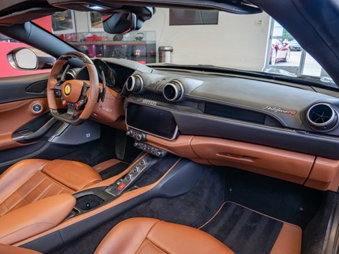 Used 2022 Ferrari Portofino M image 17