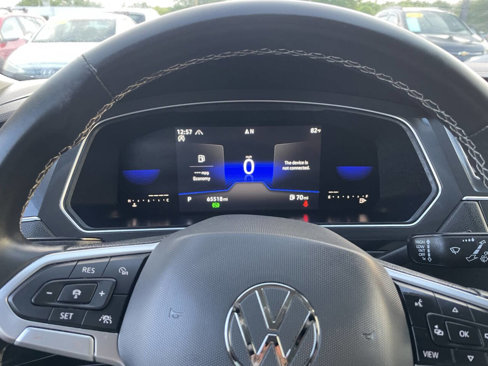 Used 2022 Volkswagen Tiguan SE image 23