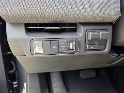 New 2026 GMC Sierra EV Elevation image 28