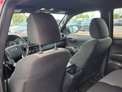 Used 2023 Toyota Tacoma TRD Off-Road image 10