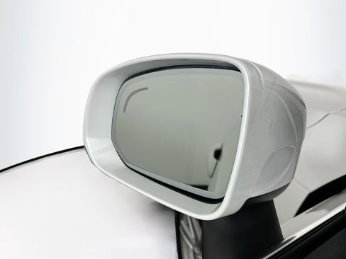 Used 2024 Volvo XC90 B5 Core image 16