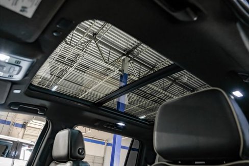Used 2022 Chevrolet Suburban Premier image 5