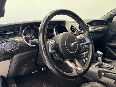 Used 2020 Ford Mustang GT Premium image 32