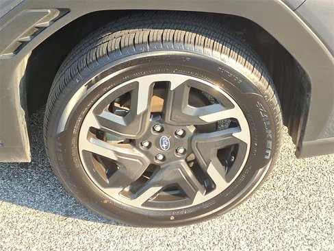 Certified 2025 Subaru Forester Limited image 9