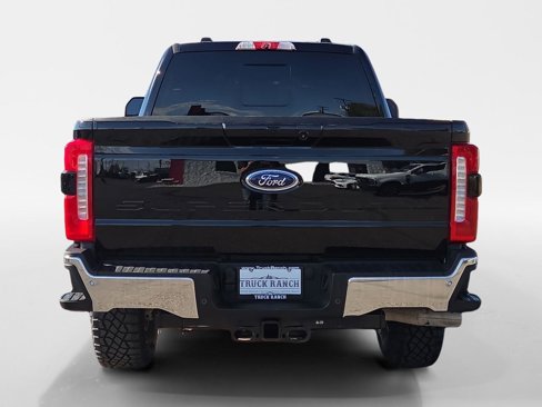Used 2024 Ford F250 Lariat image 4