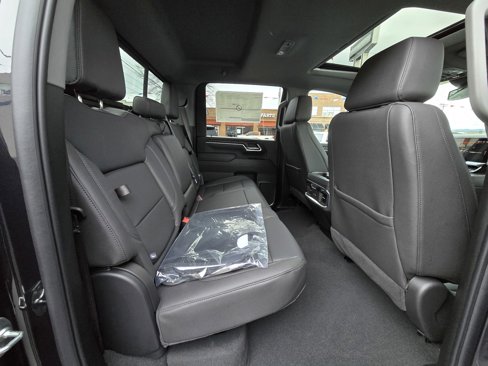 New 2025 GMC Sierra 3500 SLT w/ SLT Convenience Package image 23