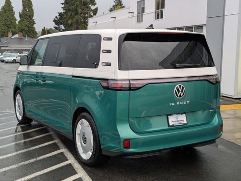 New 2025 Volkswagen ID. Buzz 1st Edition image 3