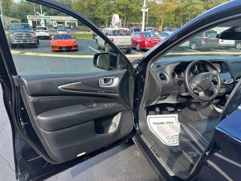 Used 2019 INFINITI QX60 Luxe w/ Essential Package image 10