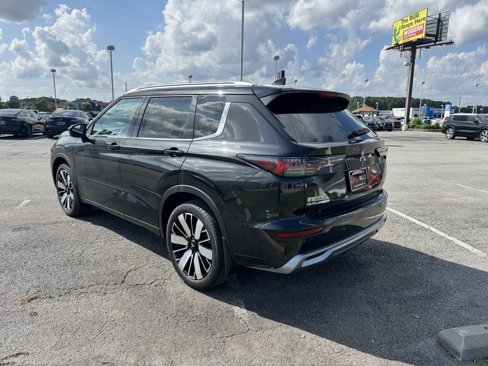 New 2025 Mitsubishi Outlander SEL image 5