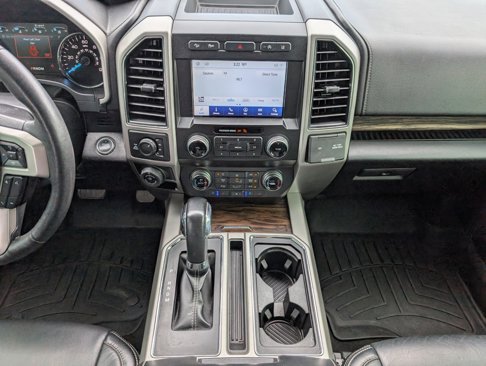 Used 2020 Ford F150 Lariat w/ Equipment Group 502A Luxury image 7