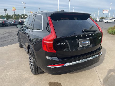 Certified 2025 Volvo XC90 B5 Core image 3