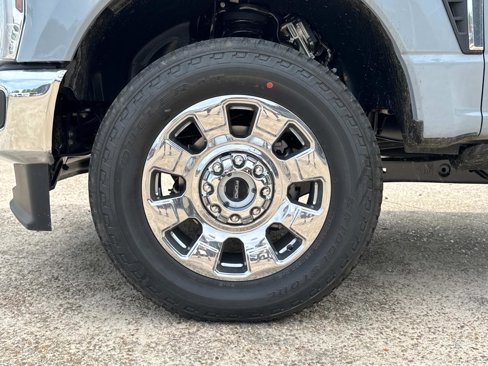 New 2025 Ford F250 Lariat w/ Lariat Ultimate Package image 3