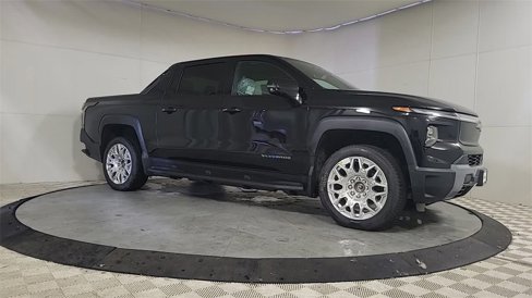 New 2026 Chevrolet Silverado EV LT w/ LPO, Gameday Tailgate Package image 13