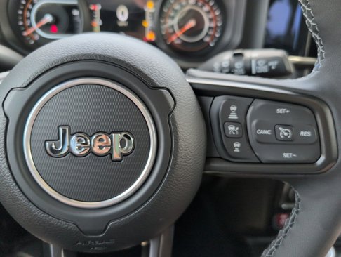 New 2025 Jeep Wrangler Unlimited Rubicon image 11