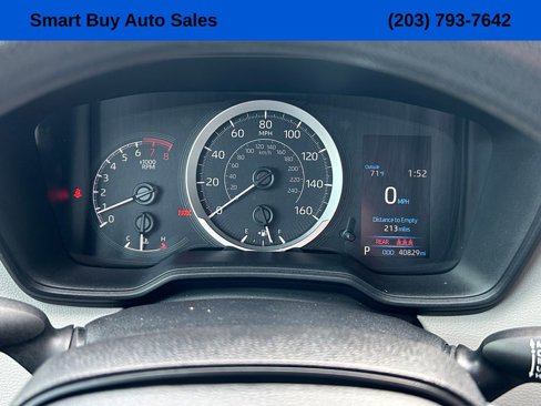 Used 2021 Toyota Corolla LE image 23