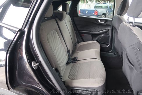 Used 2021 Ford Escape SE image 19