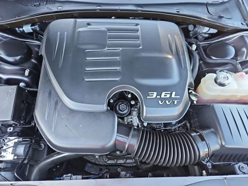 Used 2023 Chrysler 300 S image 21