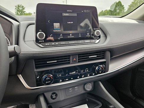 New 2026 Nissan Rogue SV w/ SV Premium Package image 19