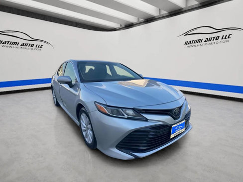 Used 2018 Toyota Camry LE w/ Convenience Package image 6