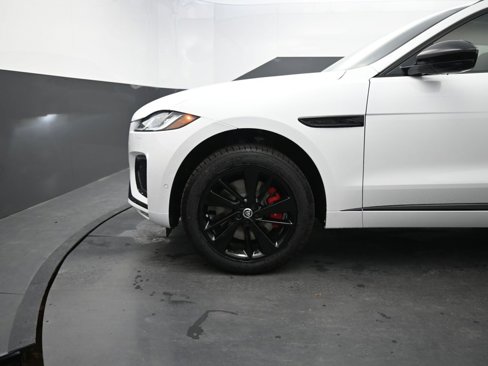 New 2026 Jaguar F-PACE R-Dynamic S image 9