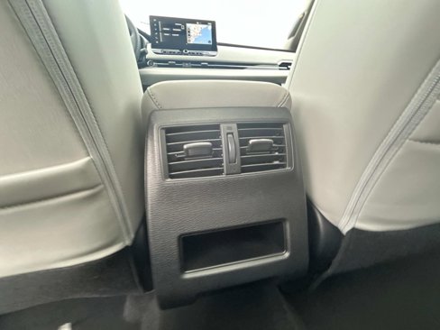 New 2025 Mitsubishi Outlander SE image 7