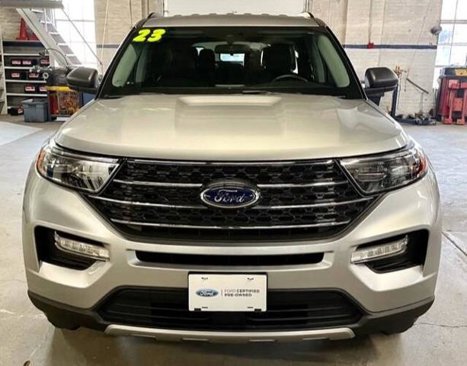 Certified 2023 Ford Explorer XLT w/ Equipment Group 202A image 2