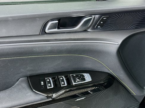 Used 2025 Kia K5 GT w/ GT1 Package image 15