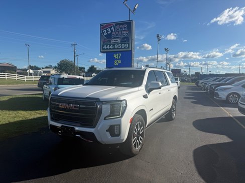 Used 2024 GMC Yukon XL AT4 w/ Technology Package image 7