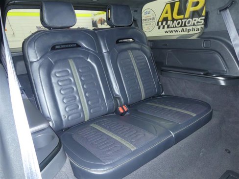 Used 2025 Rivian R1S Adventure image 4
