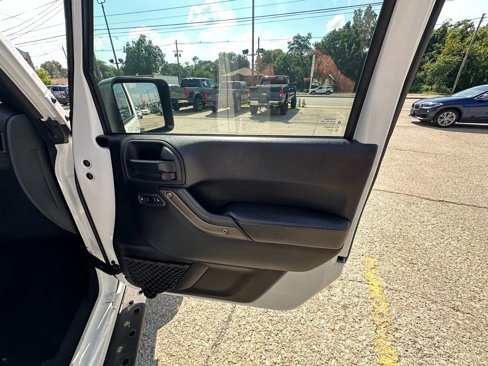 Used 2018 Jeep Wrangler Unlimited Sport image 13