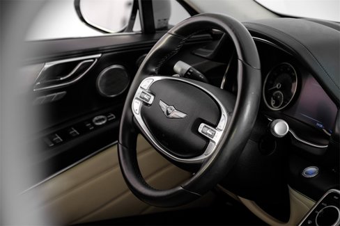 Used 2022 Genesis GV80 3.5T w/ Advanced Package 06 image 13