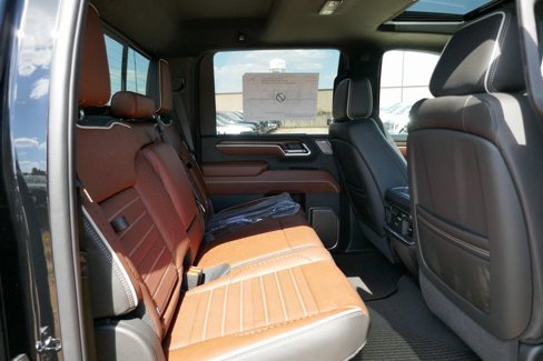New 2026 GMC Sierra 2500 Denali Ultimate image 13