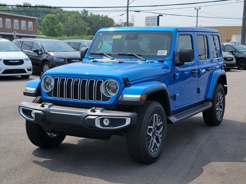 New 2025 Jeep Wrangler Sahara image 9