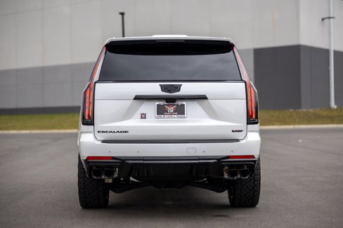 Used 2025 Cadillac Escalade V image 16
