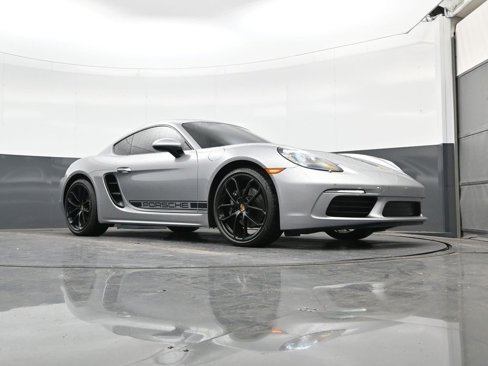 Used 2024 Porsche 718 Cayman image 18