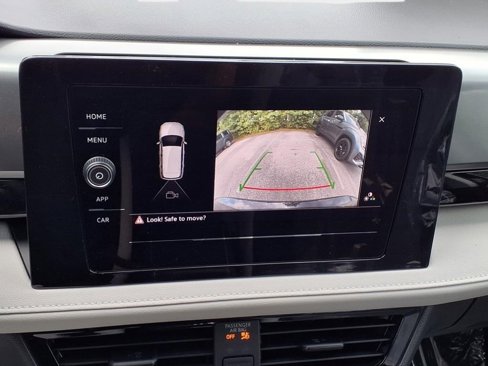 New 2025 Volkswagen Taos S image 18