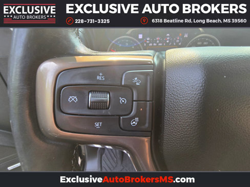 Used 2022 Chevrolet Silverado 1500 High Country w/ Technology Package image 36