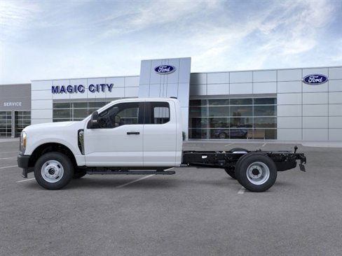New 2025 Ford F350 XL w/ Snow Plow Prep Package image 3