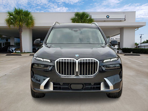 New 2026 BMW X7 xDrive40i w/ Executive Package image 2