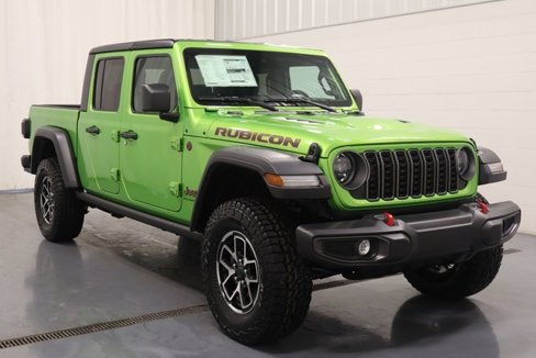 New 2025 Jeep Gladiator Rubicon image 2