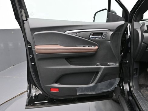 New 2025 Honda Ridgeline RTL image 30