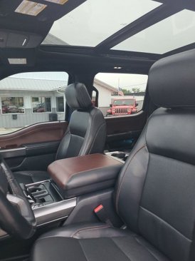 Used 2023 Ford F150 Lariat w/ Equipment Group 502A High image 5