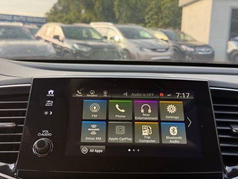 Used 2021 Honda Pilot Touring image 27
